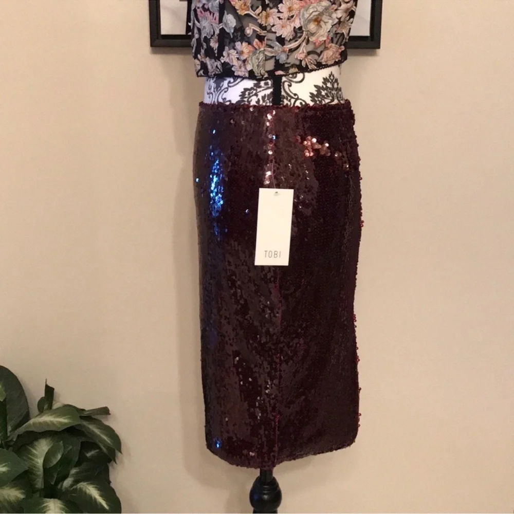 NWT Tobi Burgundy / Brown Sequin Midi Pencil Skirt Medium